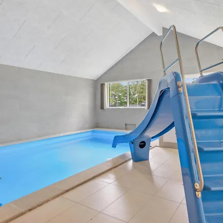 Ferienhaus Aqua 221 *