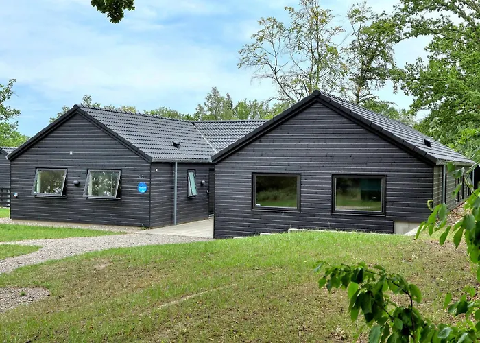 Ferienhaus Aqua 221 *